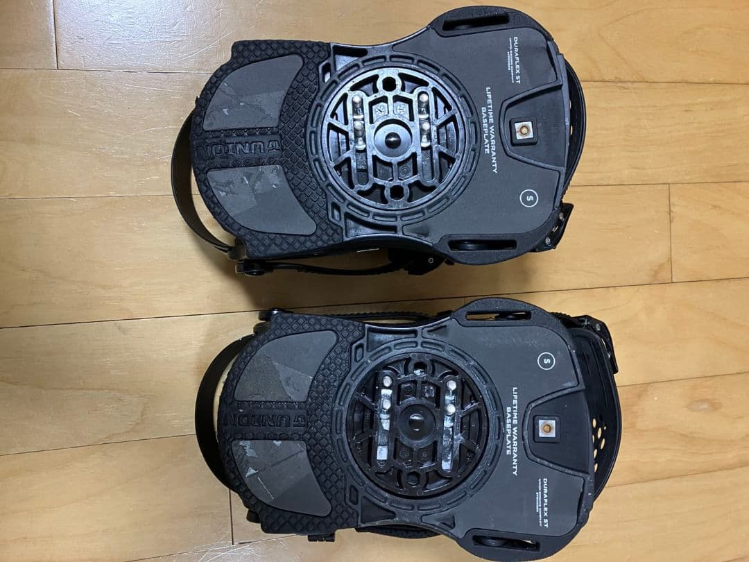 最終価格値引きしました。MOSS TOTO BLACK SF 147