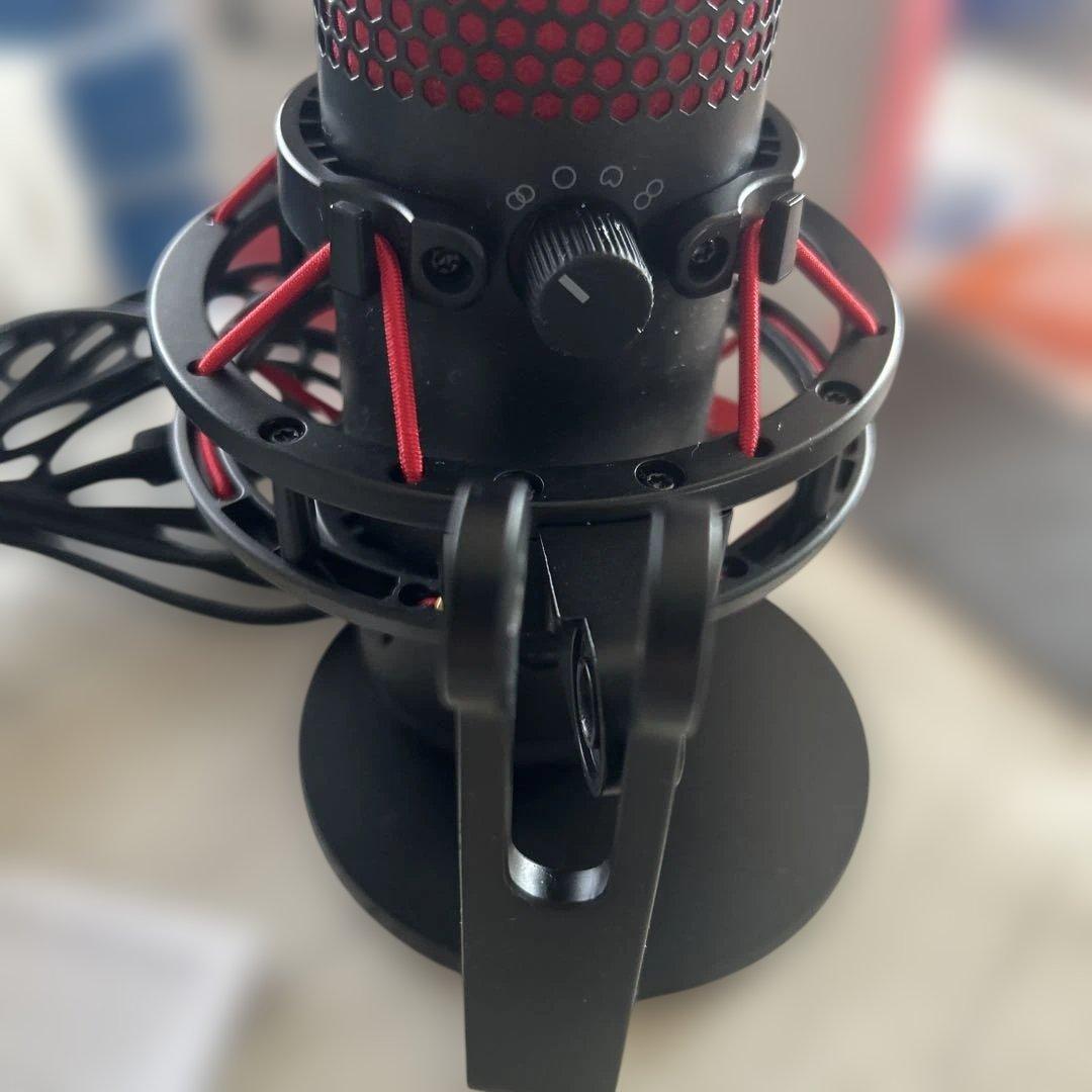 HyperX QuadCast スタンドアロンマイク