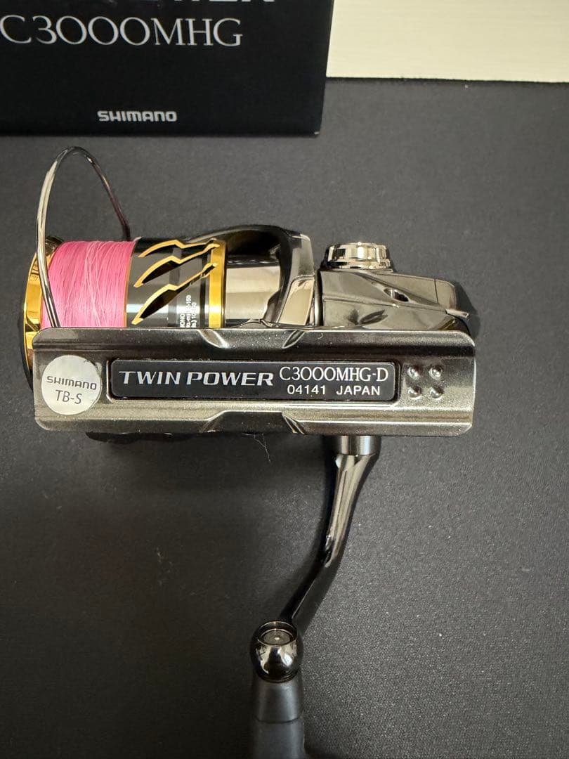 20ツインパワー C3000MHG ＋ C3000XG替えスプールセット
