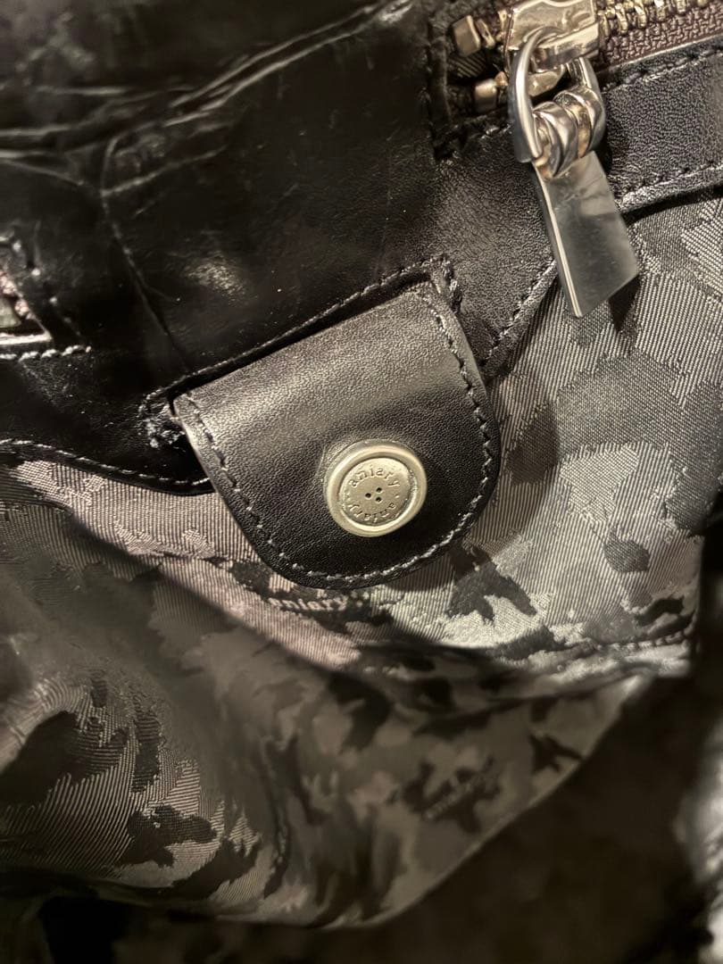 aniary アイディアル オールレザー 型押し トートバッグ