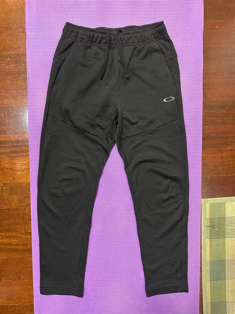 オークリー メンズ　上下セットアップ　M 黒