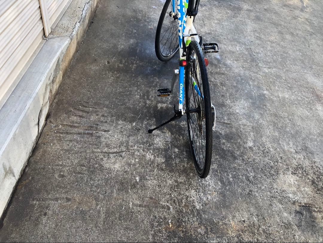 GIANT CBOSTAR 700✖️28 CSタイプ ホワイトアルミボディ