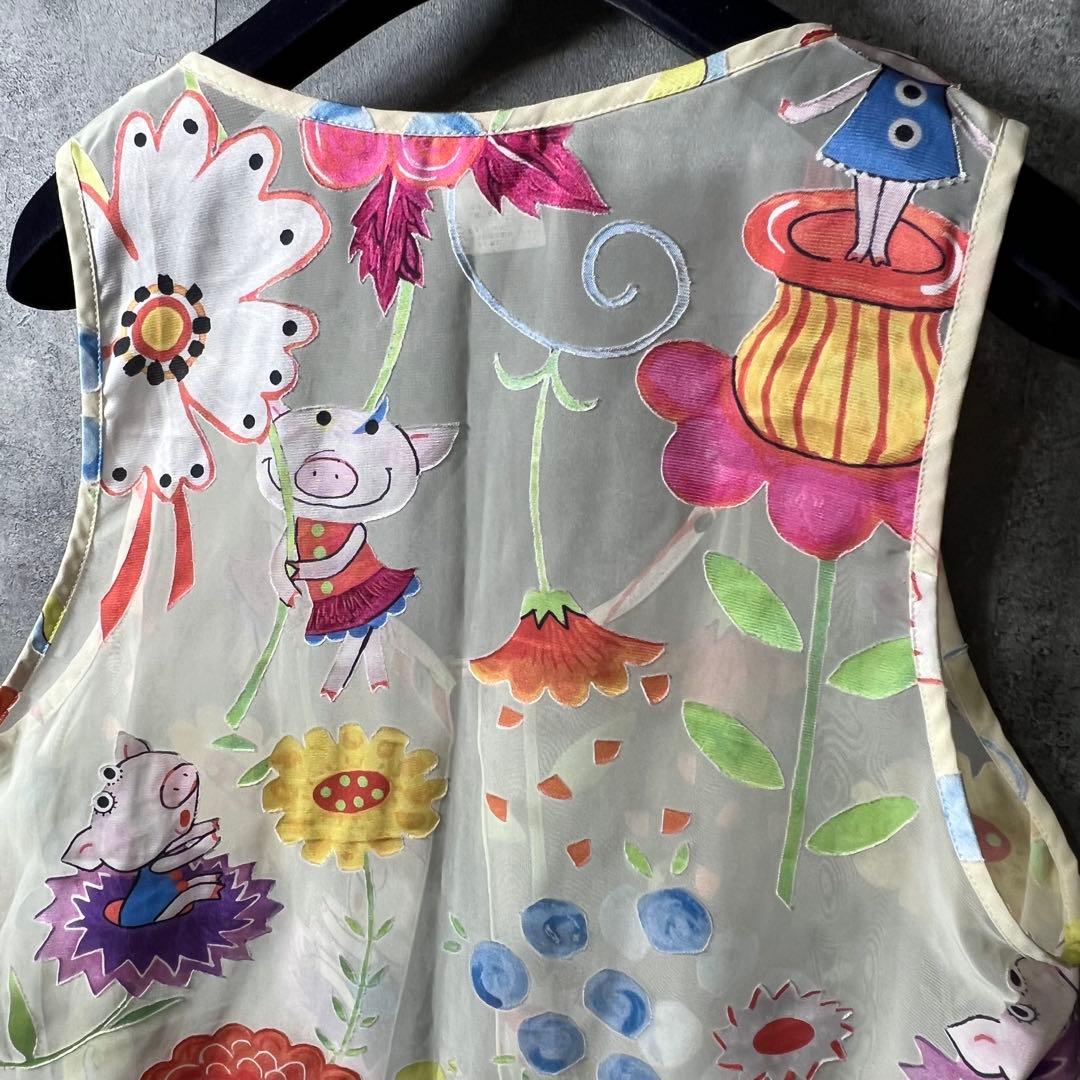 アルベロベロ ぶたさん 総柄 ノースリーブ シアー ジレ花柄 個性派