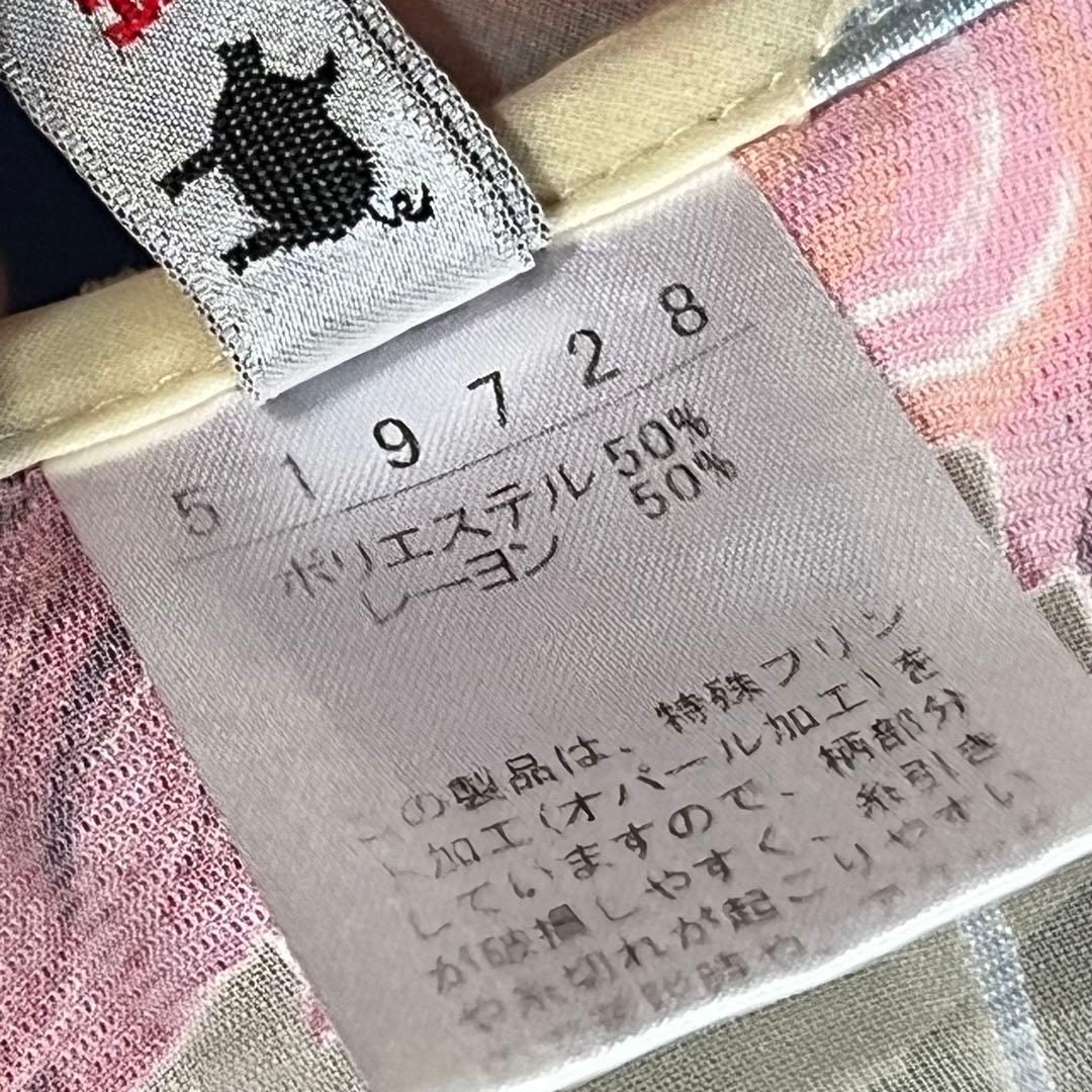 アルベロベロ ぶたさん 総柄 ノースリーブ シアー ジレ花柄 個性派