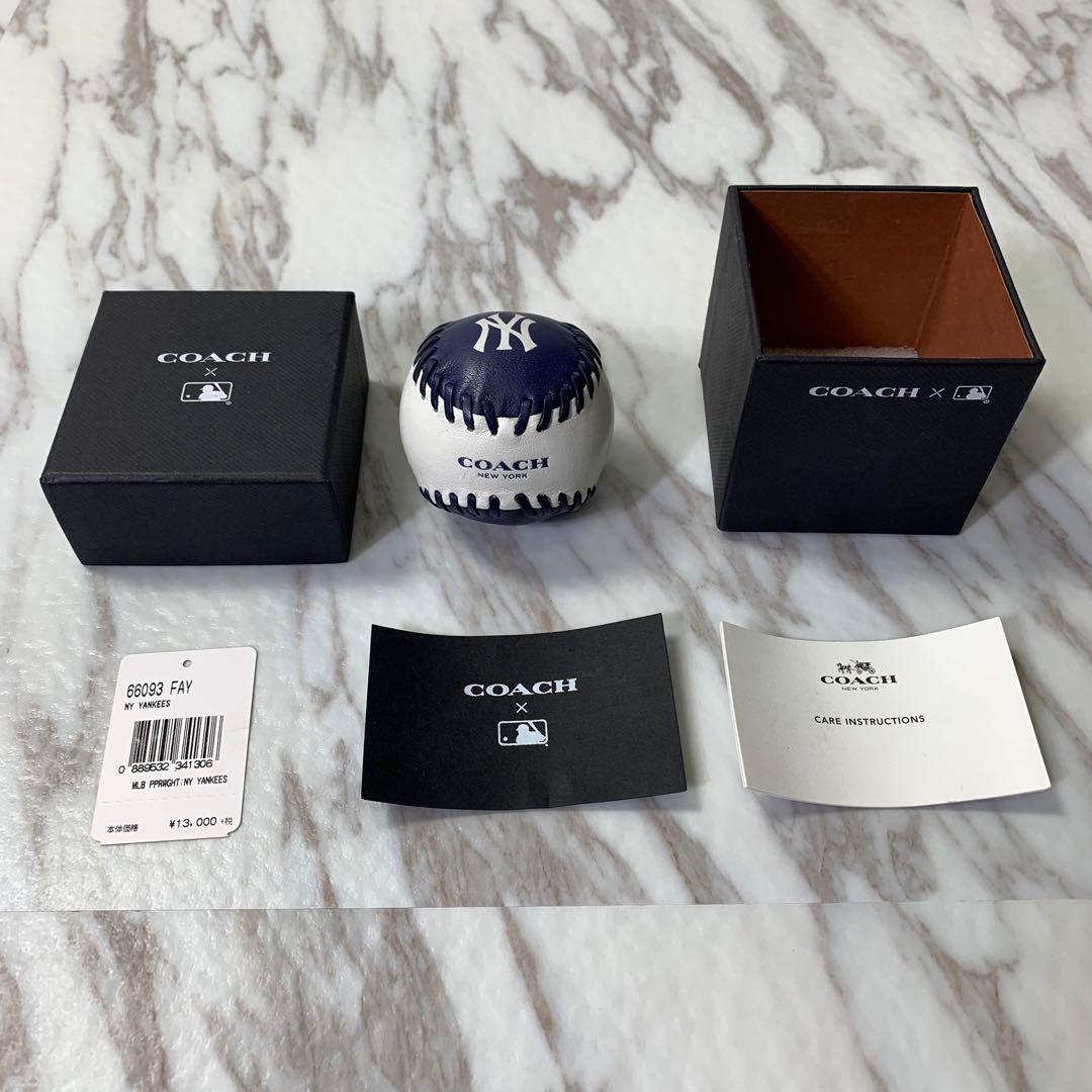 COACH ×MLB New York Yankees　野球ボール　インテリア.