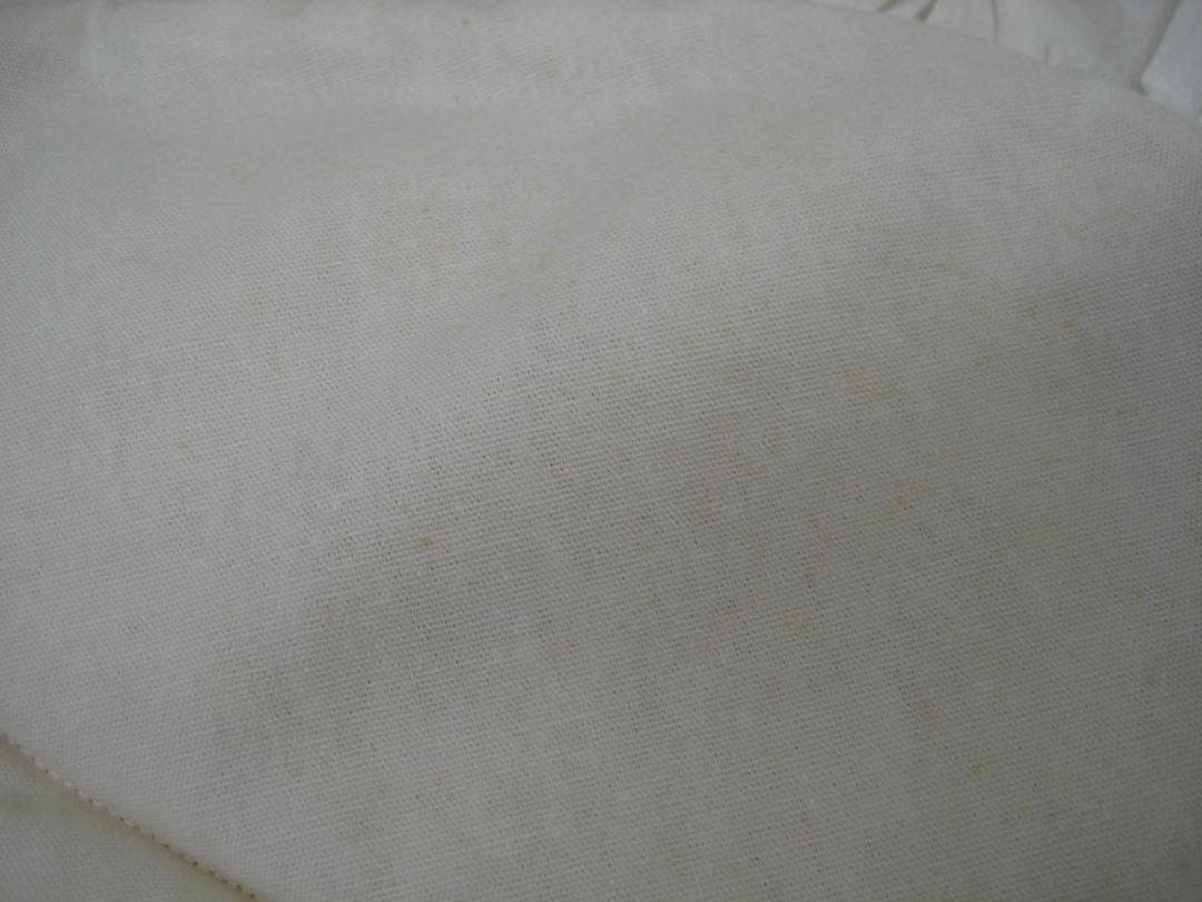 さえら　HISCHRONE ヒスクローネ フリル付き座布団