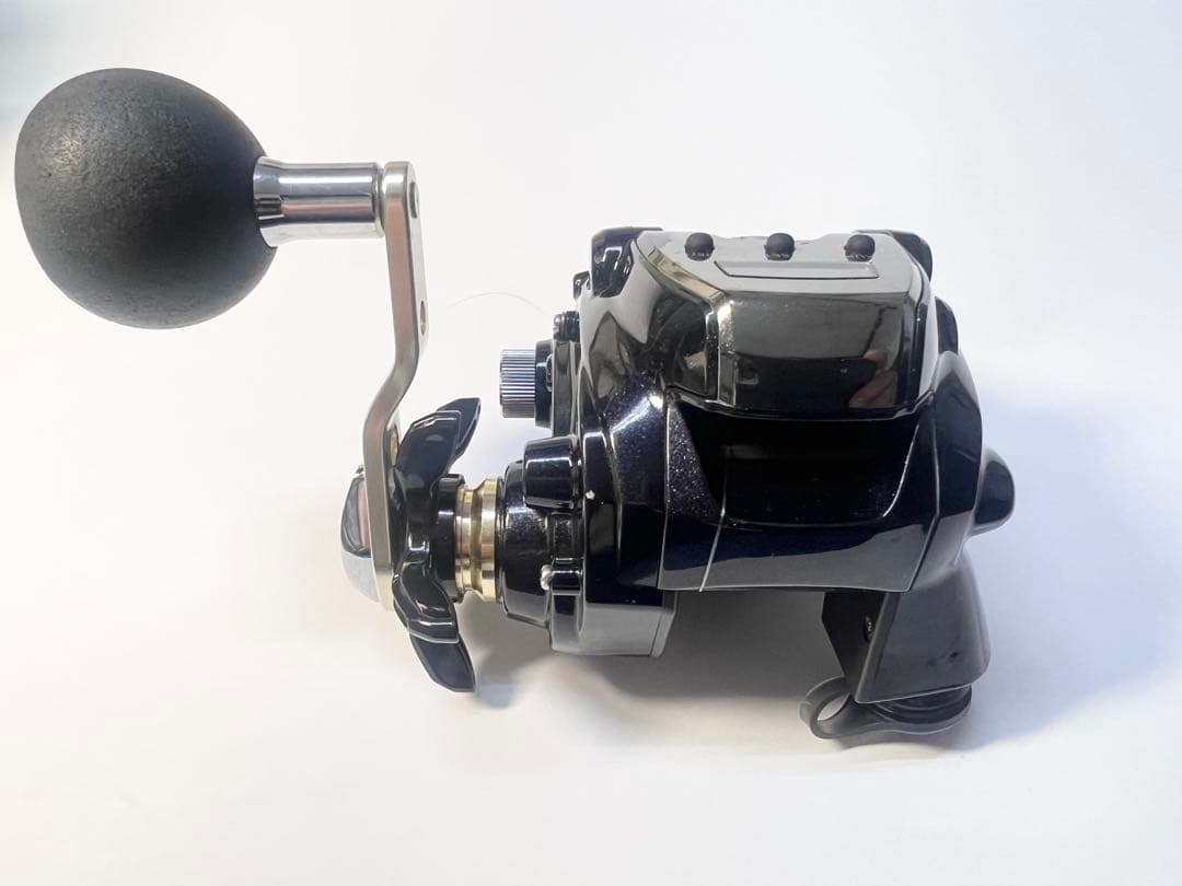 最終値下げ　ダイワレオブリッツ150J （右）