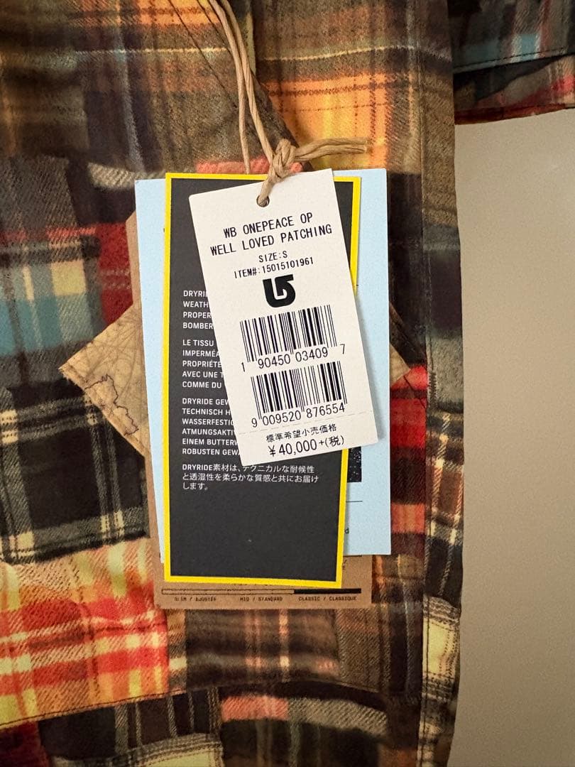 新品未使用BURTONバートンスノボードウェア　ジャンプスーツオールインワン