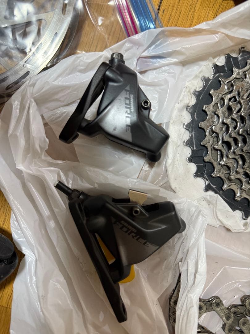 SRAM Force eTap AXS D1 グループセット