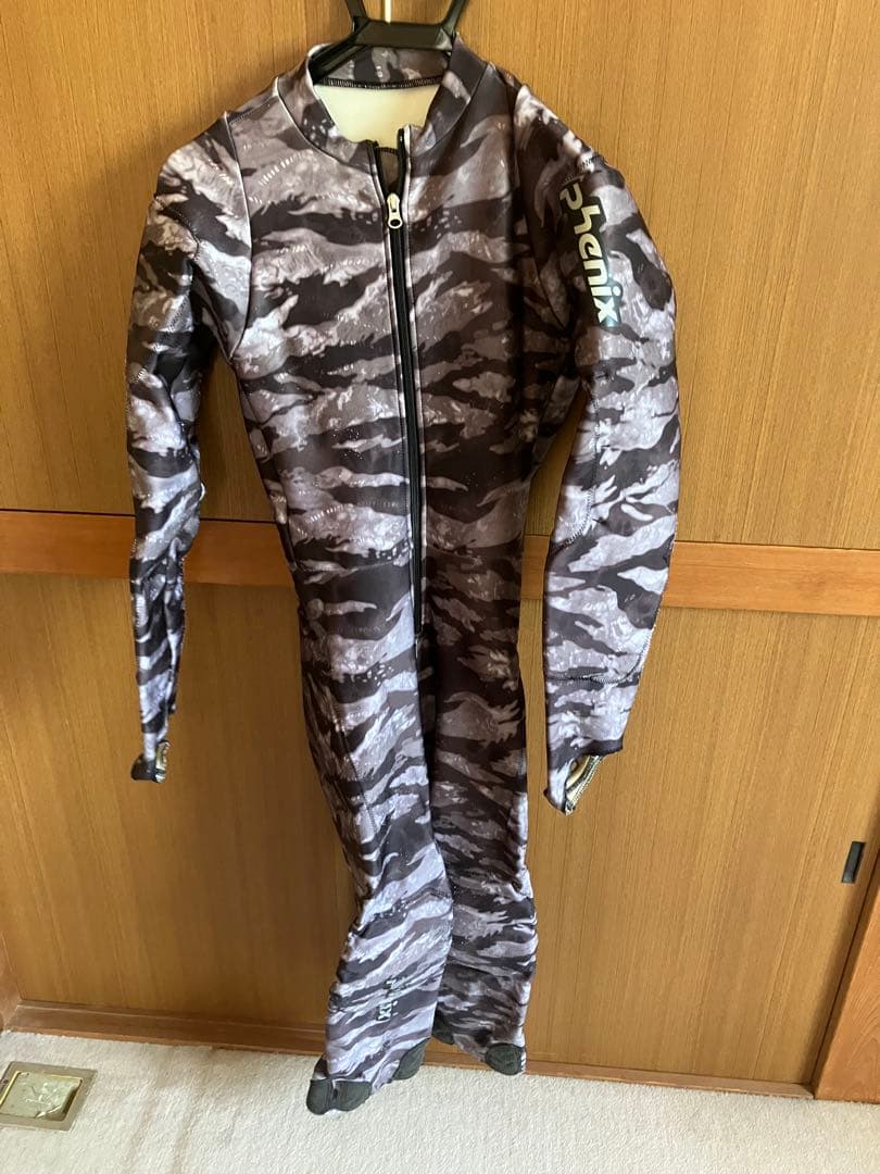 フェニックス　スキーワンピ