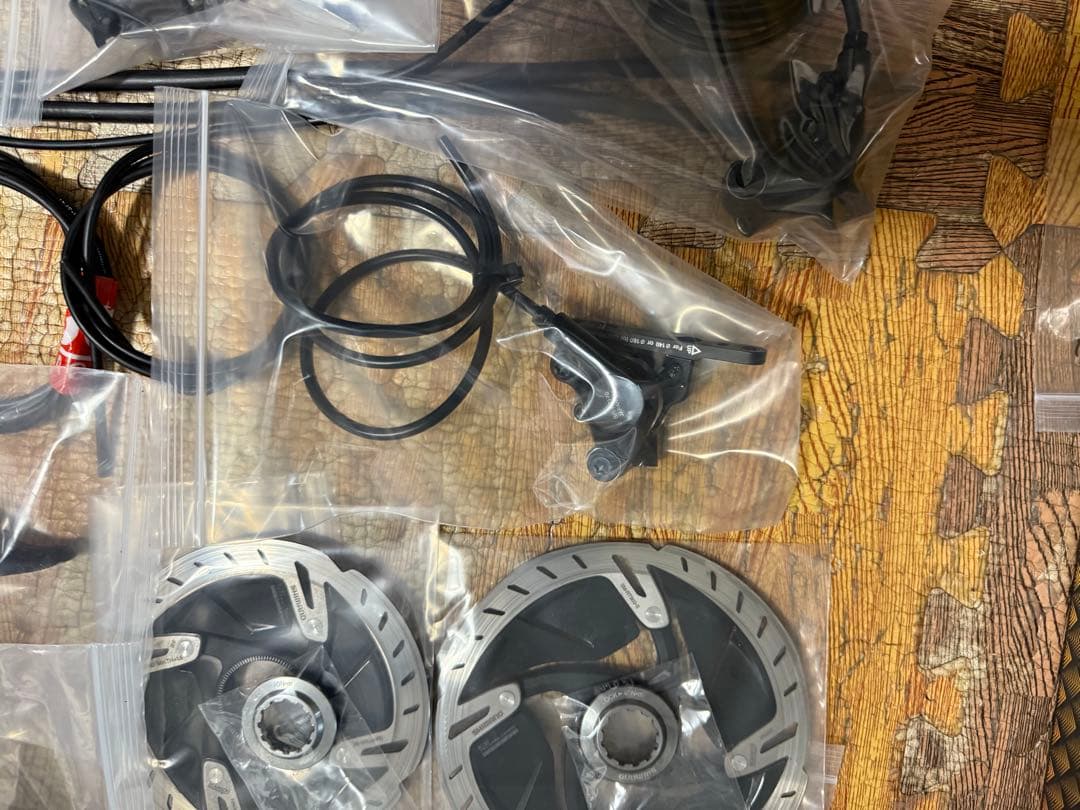 シマノ機械式105 12速グループセット油圧ブレーキ