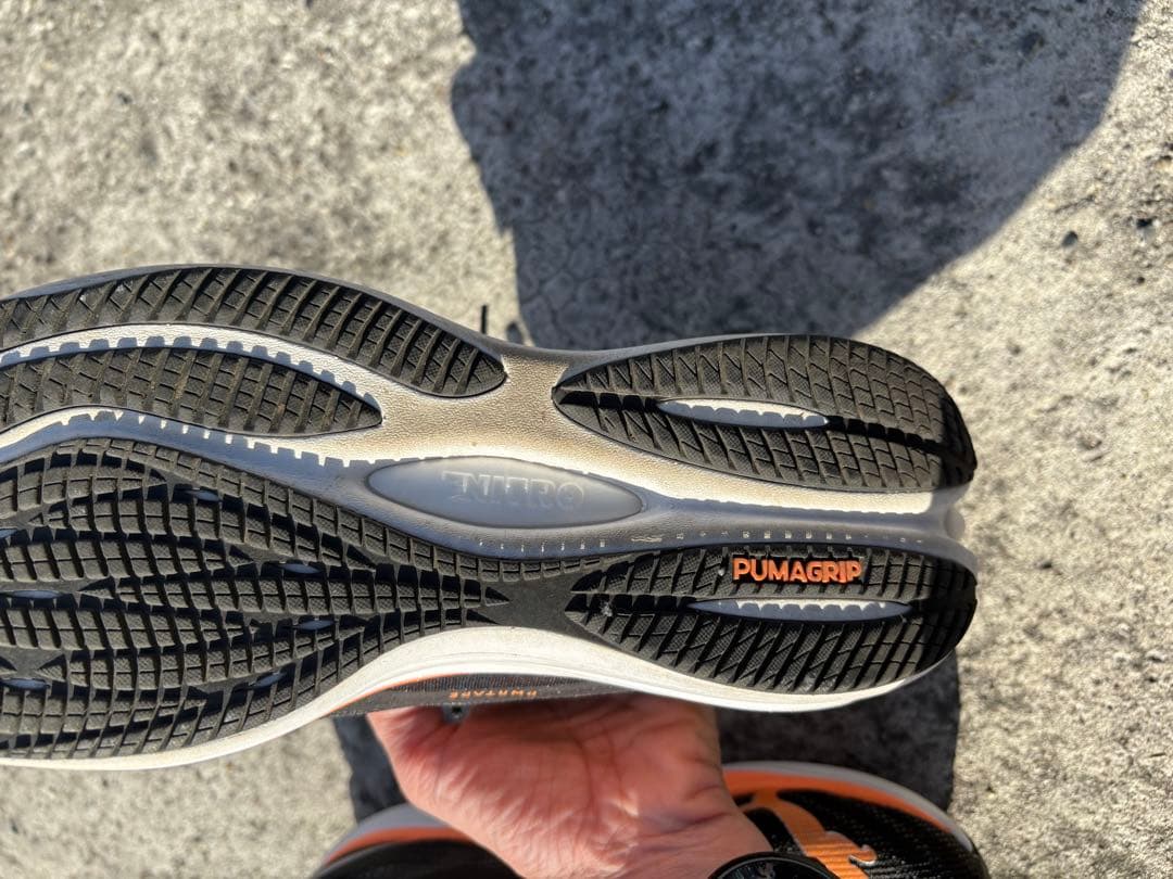 美品　PUMA ヴェロシティニトロ3 27.5cm