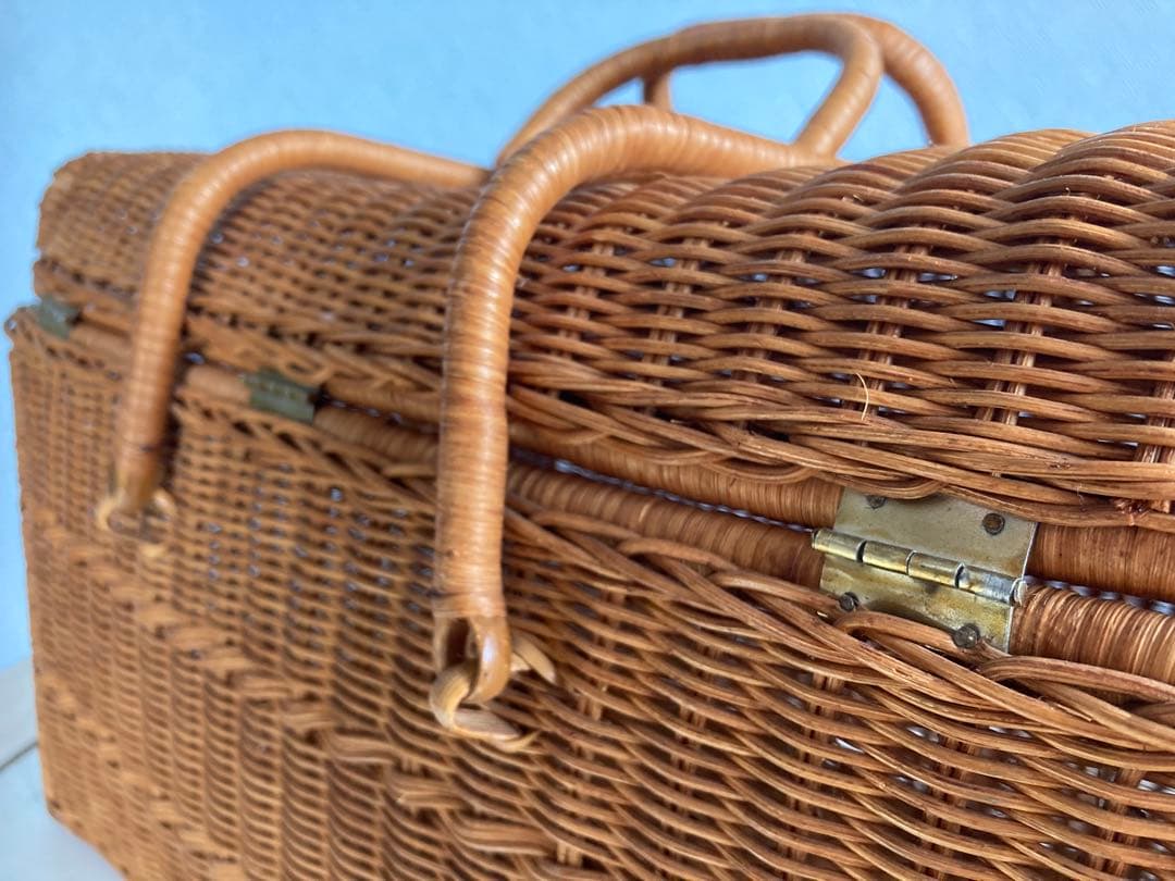 ◾️天然素材×◾️クラシカル造形｜四角い◾️アンティークピクニックバスケット