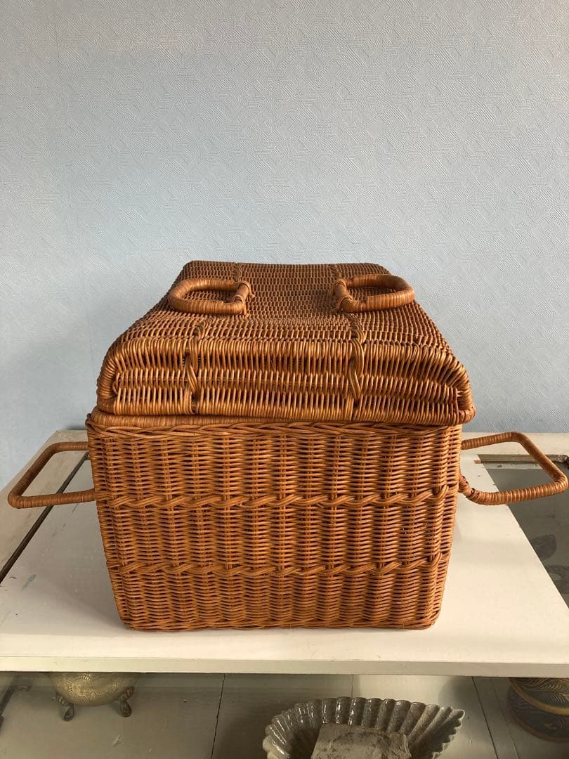 ◾️天然素材×◾️クラシカル造形｜四角い◾️アンティークピクニックバスケット