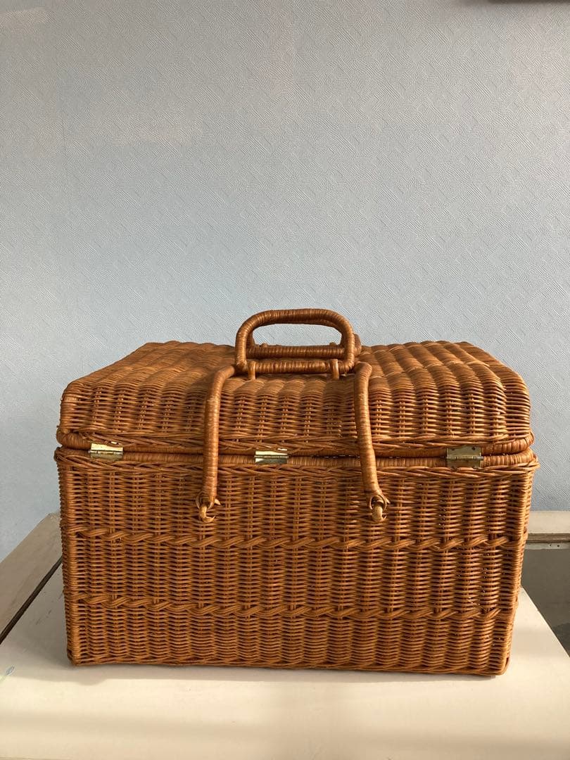 ◾️天然素材×◾️クラシカル造形｜四角い◾️アンティークピクニックバスケット