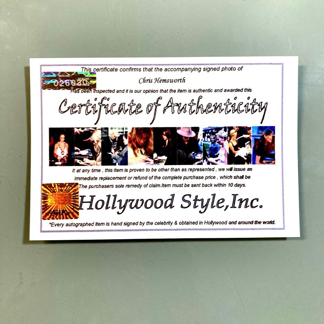 クリス・ヘムズワーズ直筆サイン入り超 大型写真