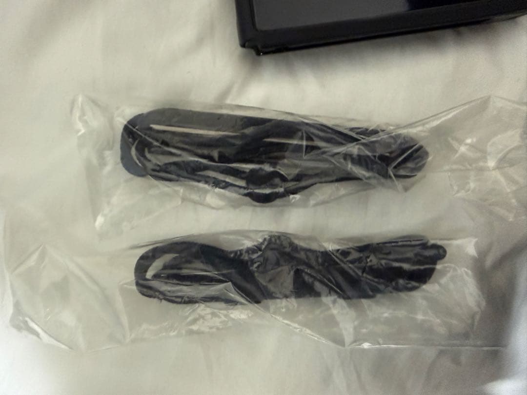 V*e様 任天堂Switch本体 箱無し 付属品あり 美品