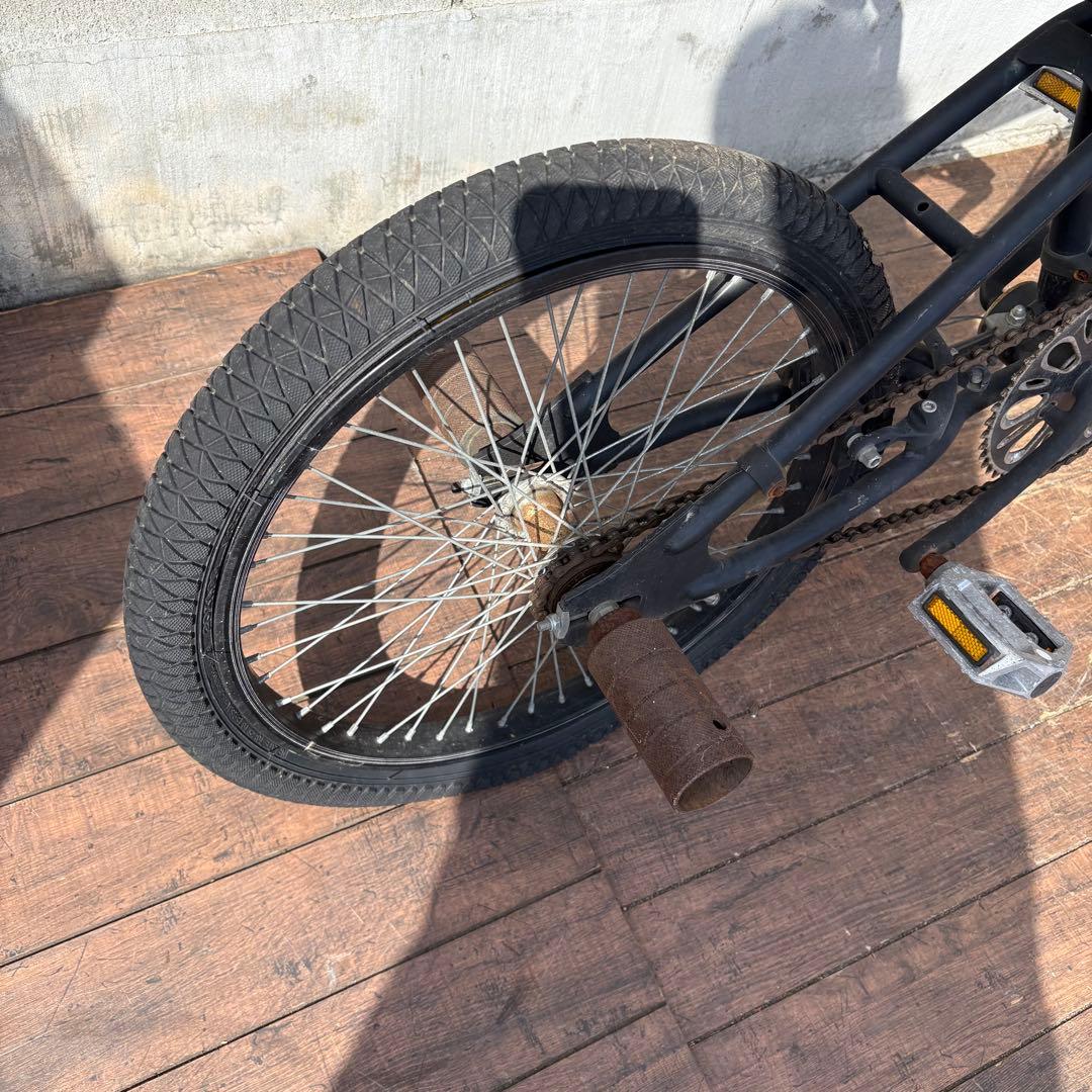 DEEPER BMX 20インチ 自転車 ブラック ジャンク扱い サドル破れ