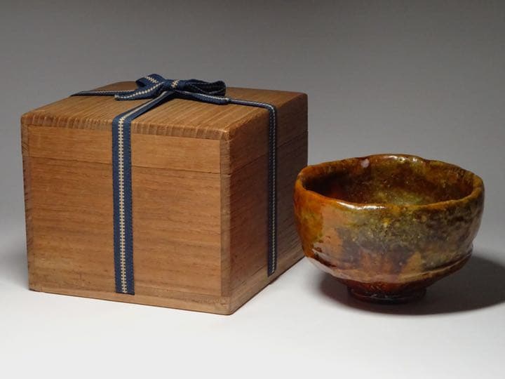 江戸時代後期の茶陶作品 京都・嵐山 嵯峨焼 楽焼茶碗 時代箱付 茶道具
