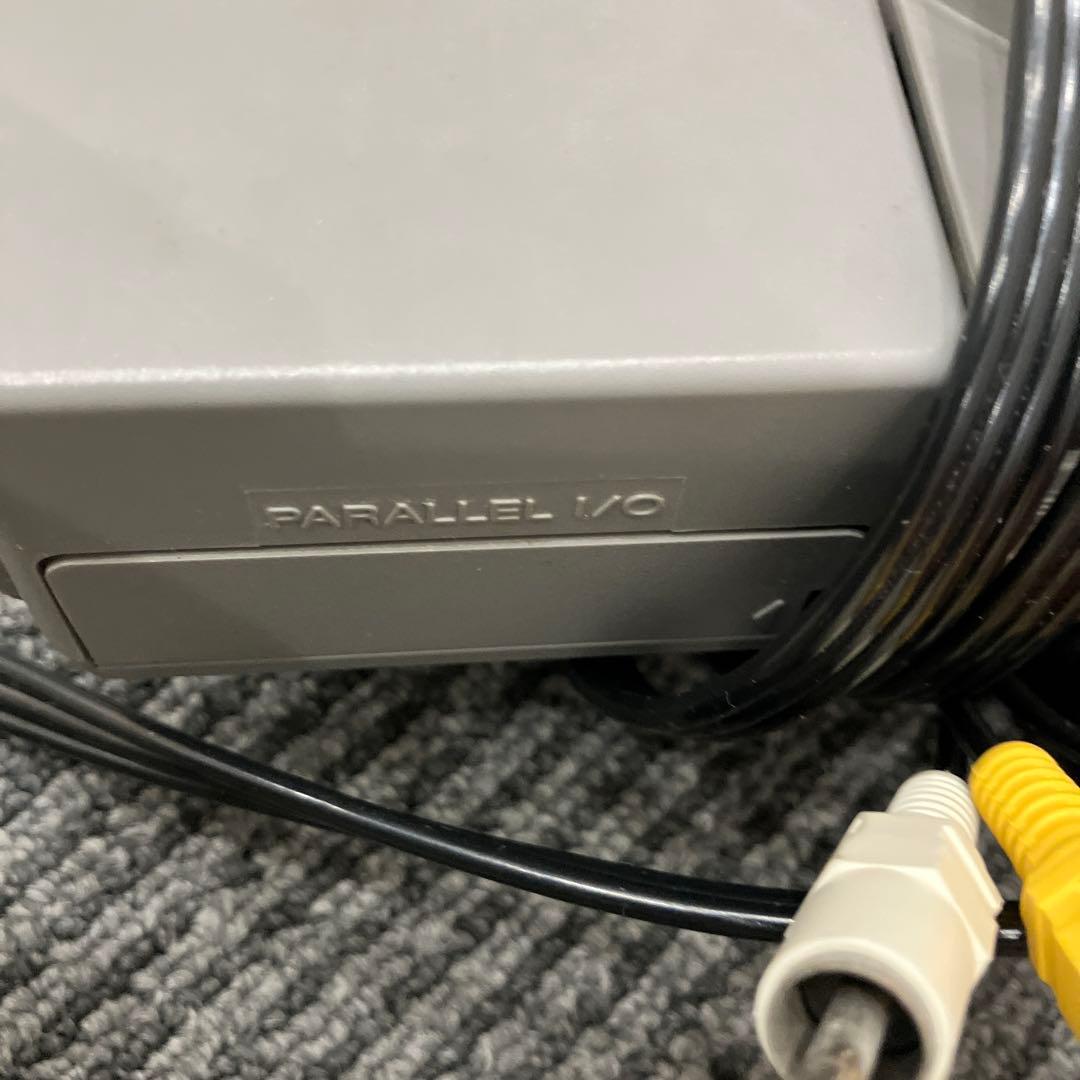 古いゲーム機本体とソフト