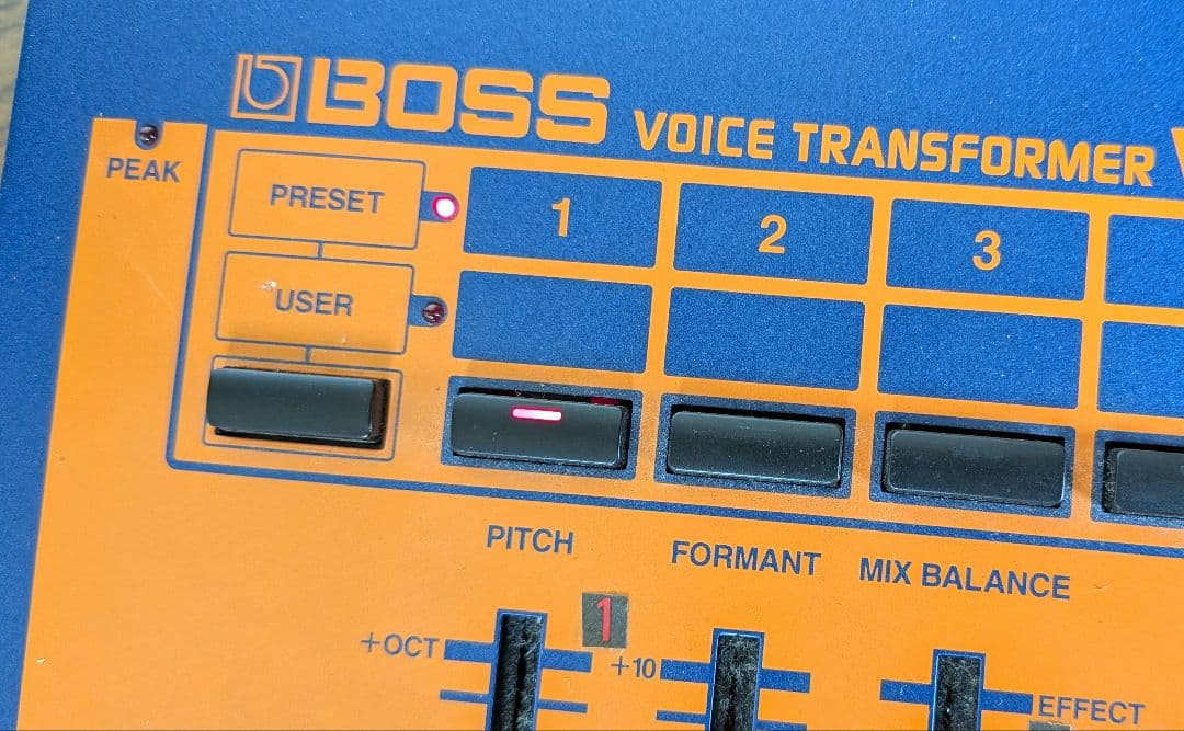 BOSS VT-1 voice transformer（ボイスチェンジャー）