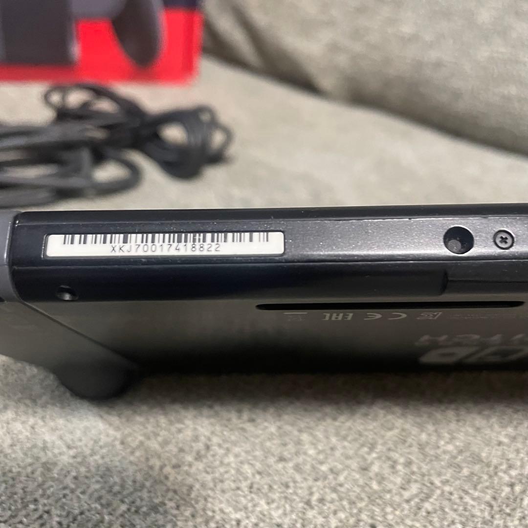 任天堂Switch 強化版 中古　スイッチ　グレー　2019年　初期化済み