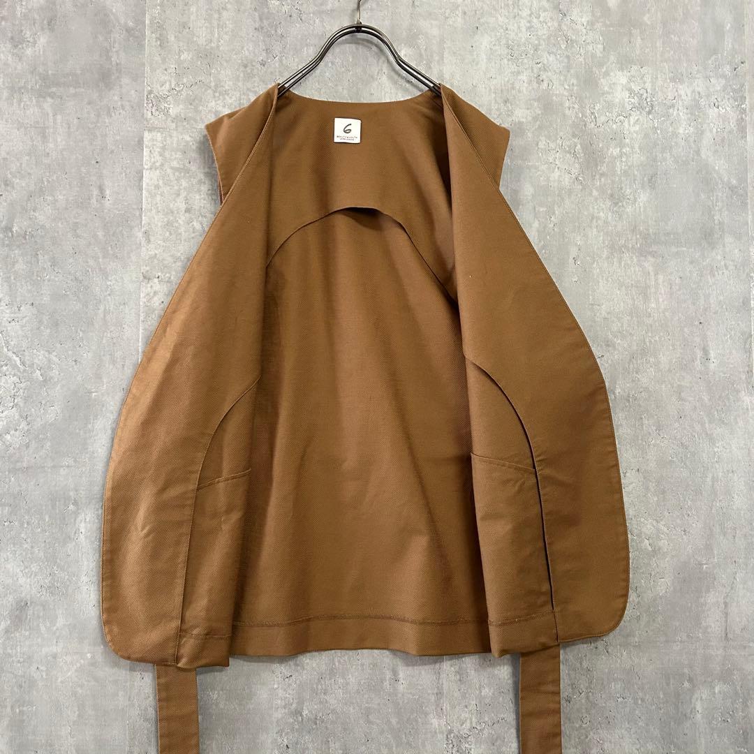 新品6ROKUBEAUTY&YOUTHベージュラップベストシンプルながら存在感