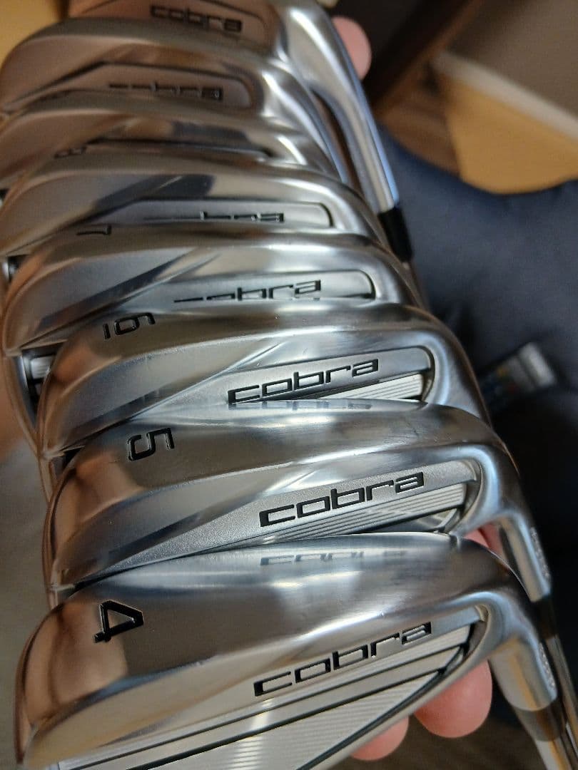 キングツアーアイアン8本（G～4）