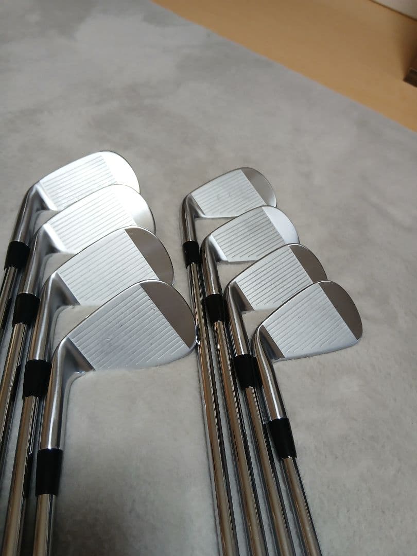 キングツアーアイアン8本（G～4）