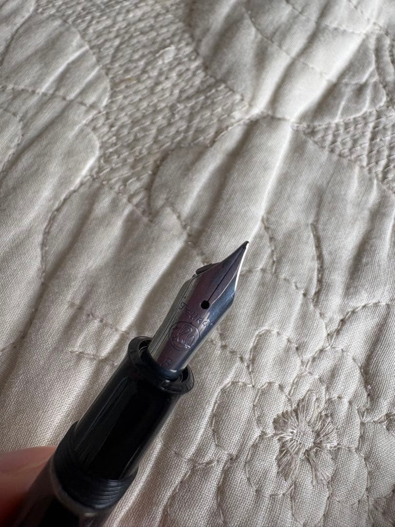 Pelikan 4001 万年筆とブルーブラックインクセット