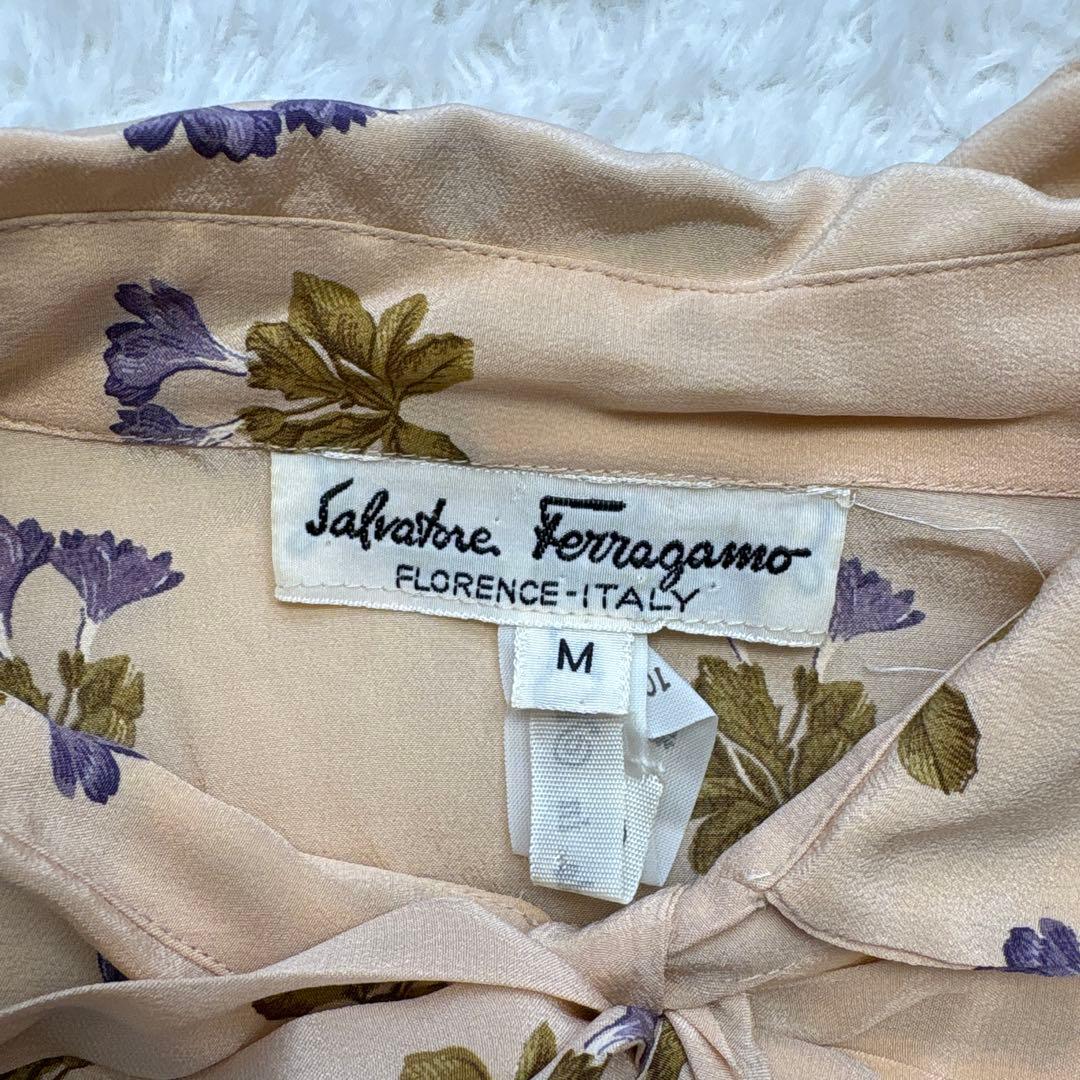 サルヴァトーレフェラガモ　リボンタイ シルクワンピース　花柄　シアー素材