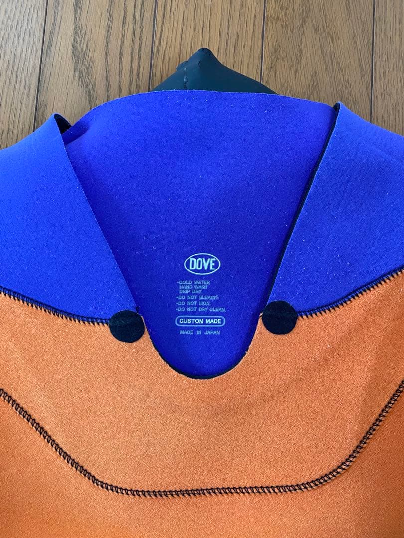 DOVEウエットスーツ