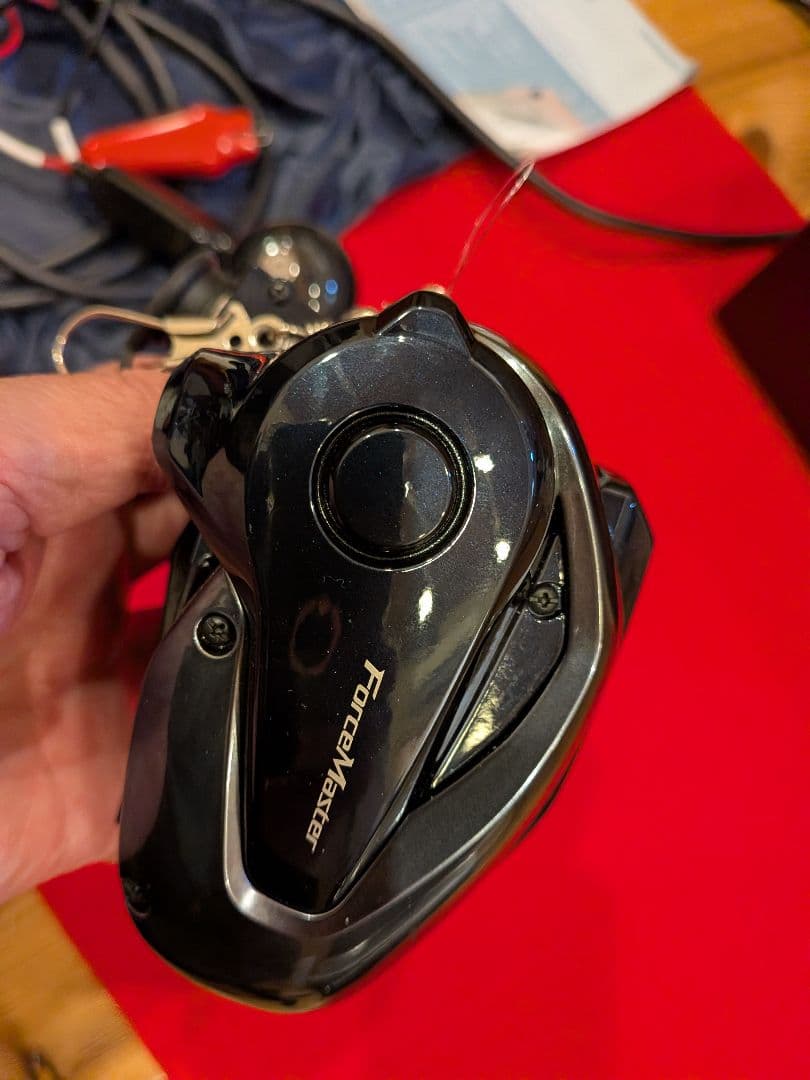 美！シマノ 21フォースマスター1000 巻上距離8.3km 使用時間17.5h