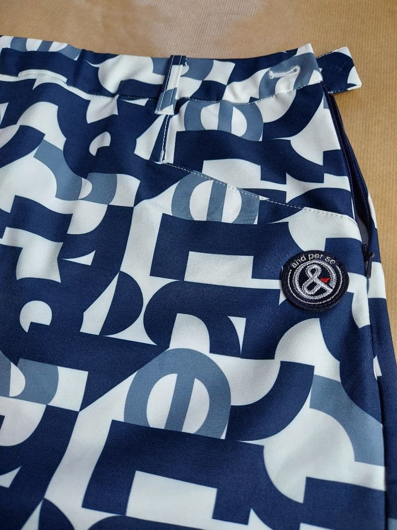 and per se ゴルフスカート