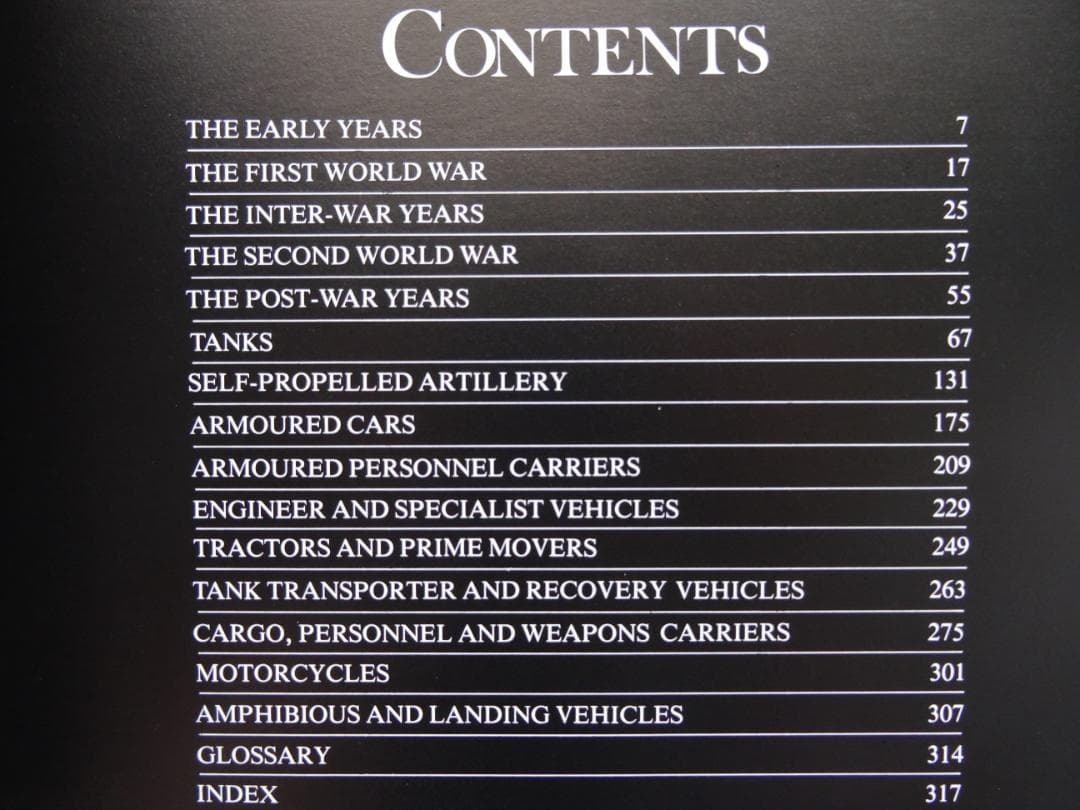 洋書◆軍用車の写真集 本 ミリタリー 戦車 トラック バイク ほか