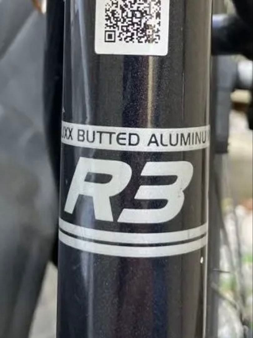 クロスバイク Escape R3 エスケープ Mサイズ