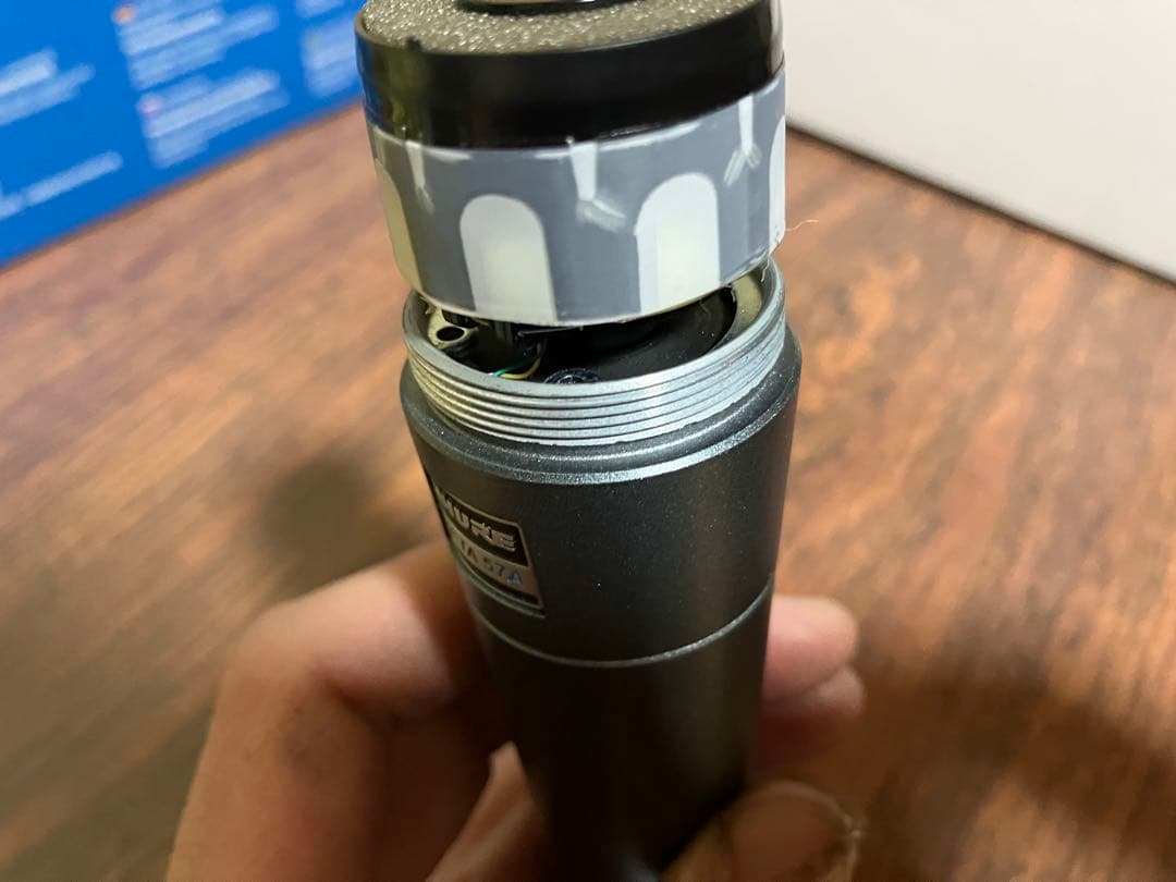 【コンデンサーのようなダイナミック】Shure Beta57A マイク