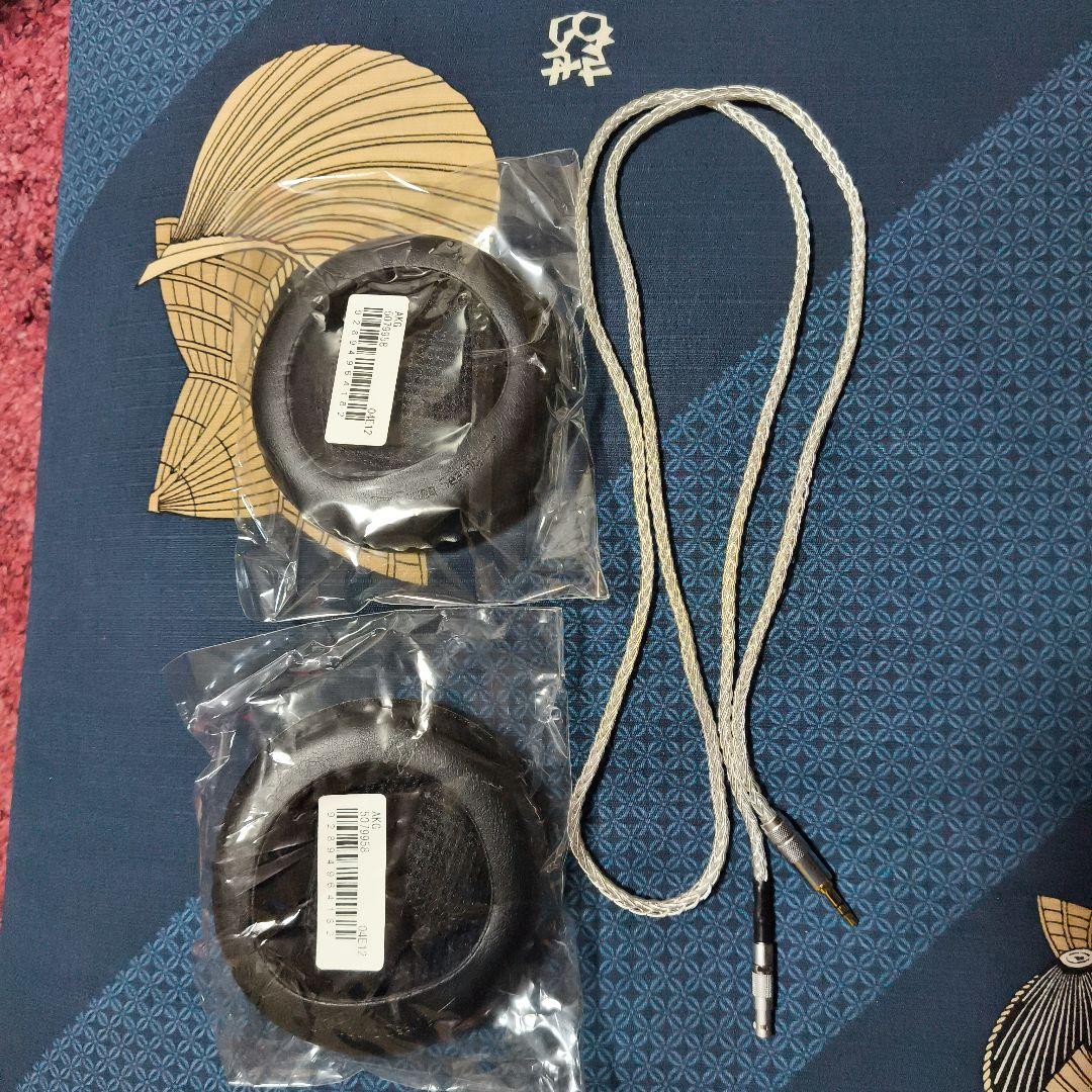 新品同様　AKG K872 マスターレファレンスヘッドフォン　おまけ有り