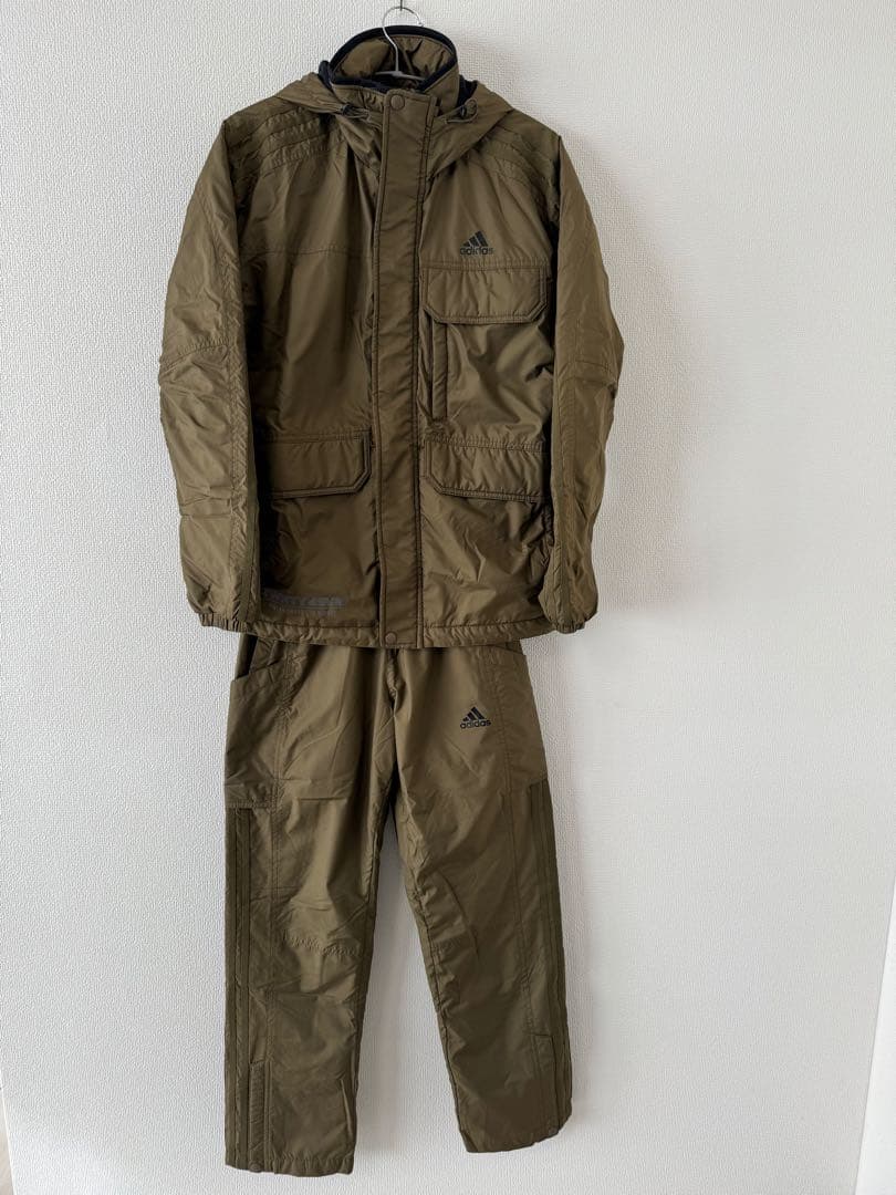 フル•フロンタル　adidasジャージ上下