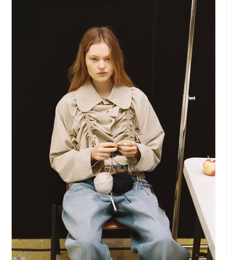 タグ付き新品★ZARAのフリル付きクロップドトレンチコート★XS-Sサイズ★完売