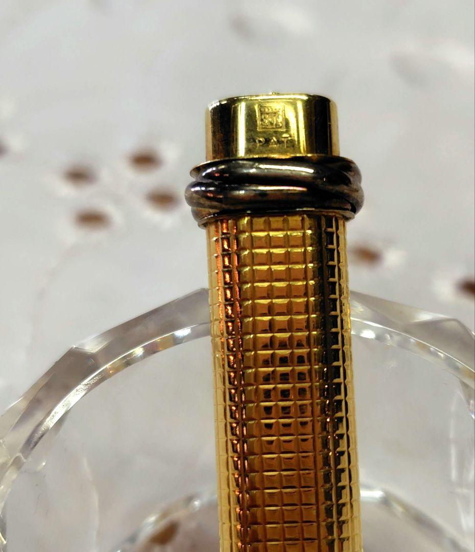 [ジャンク品]　カルティエ　万年筆　ヴィンテージ　楕円形　ゴールドカラー