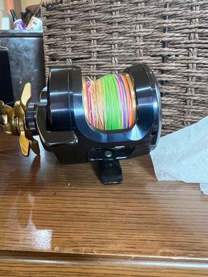 DAIWA SALTIGA 15HL 左ハンドルリール