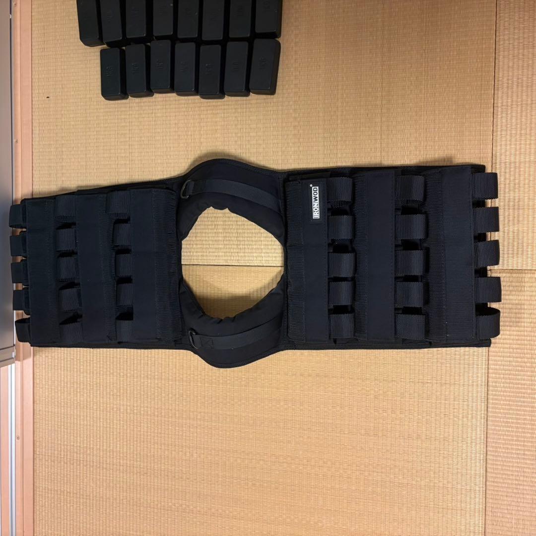 ウエイトベスト　３０キロ　調整可能