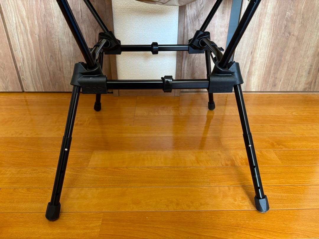 DOD アウトドアチェア スゴイッス　タン　収納バッグ付き