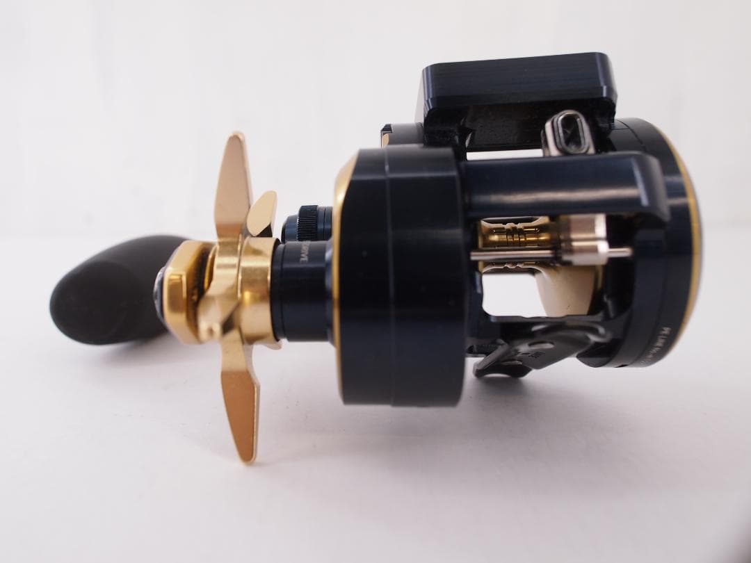 64▢ダイワ 21ソルティガIC300H-SJ NH0502-4