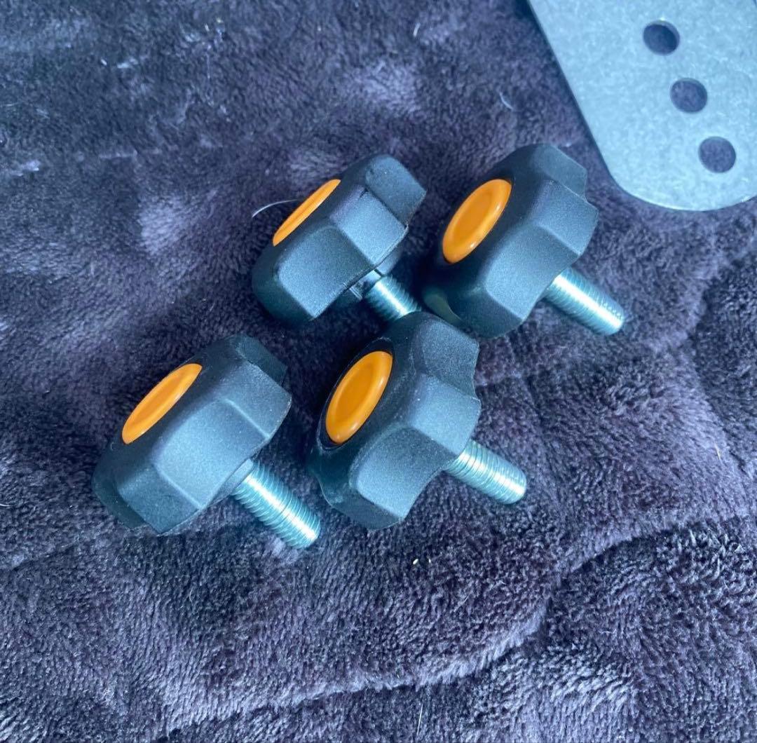 ユーアイビークル　ハイエース　ロッドホルダー