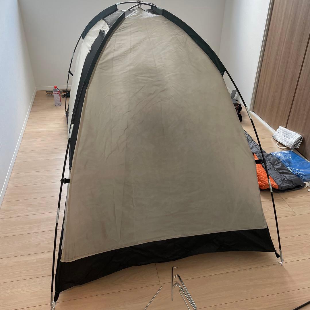 キャンプ　テント bundok/椅子YOURSELF/寝袋DesertFox