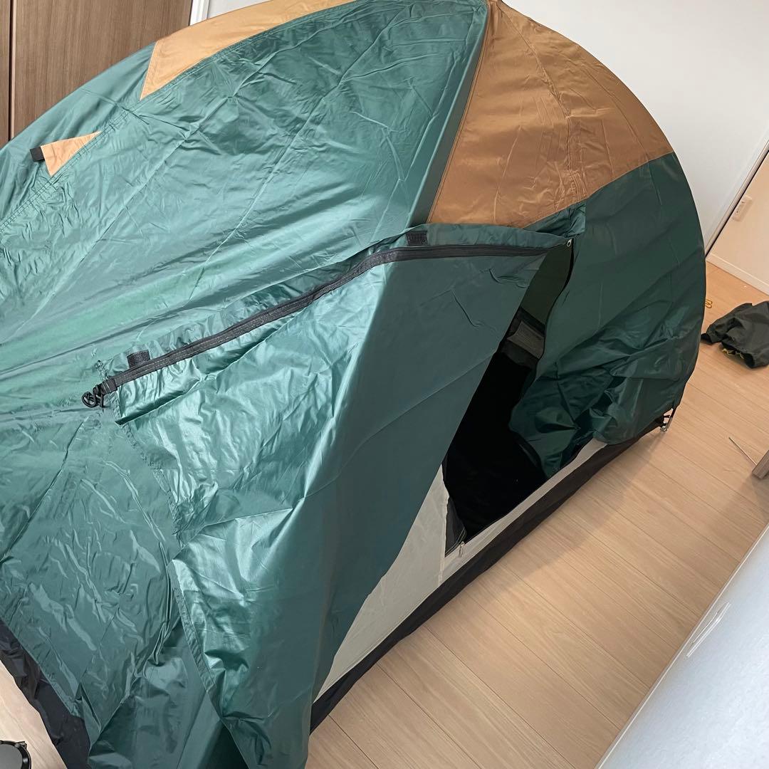 キャンプ　テント bundok/椅子YOURSELF/寝袋DesertFox