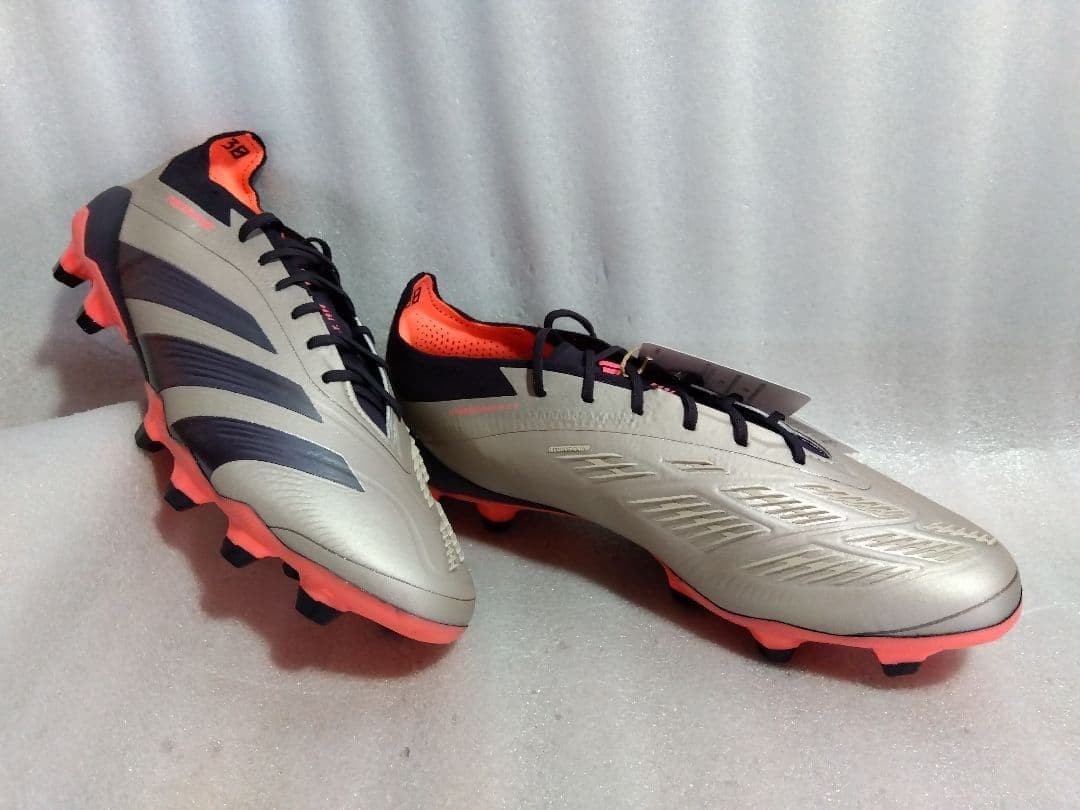 アディダス　プレデター ELITE HG/AG ジャパン◆28cm◆スパイク