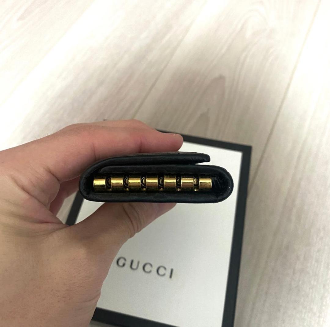 グッチ　GUCCI ブラック レザー キーケース GGロゴ　ユニセックス　本革